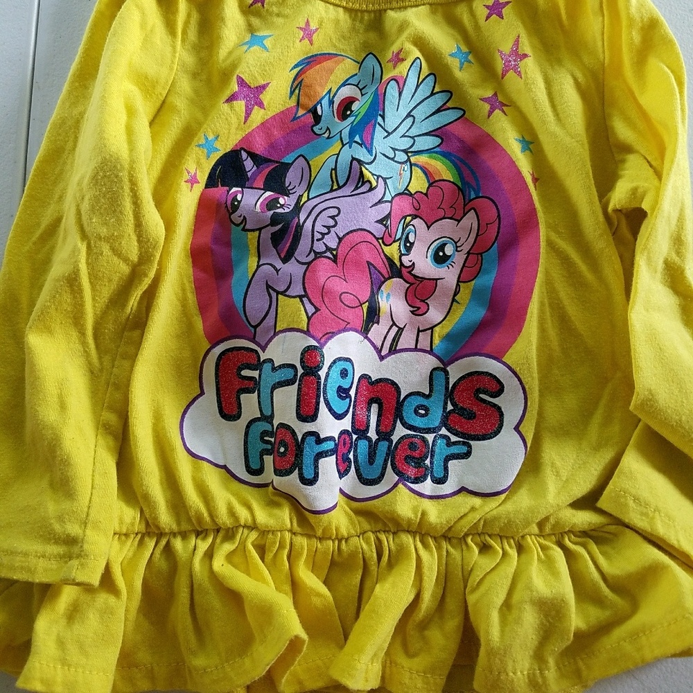 Children's clothes bundle - Picture 7 of 8